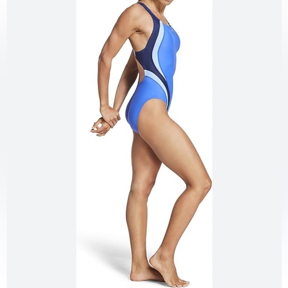 Speedo Swimsuit One Piece Quantum Splice stripe Navy & Light blue Sz 12 Women - Picture 1 of 11